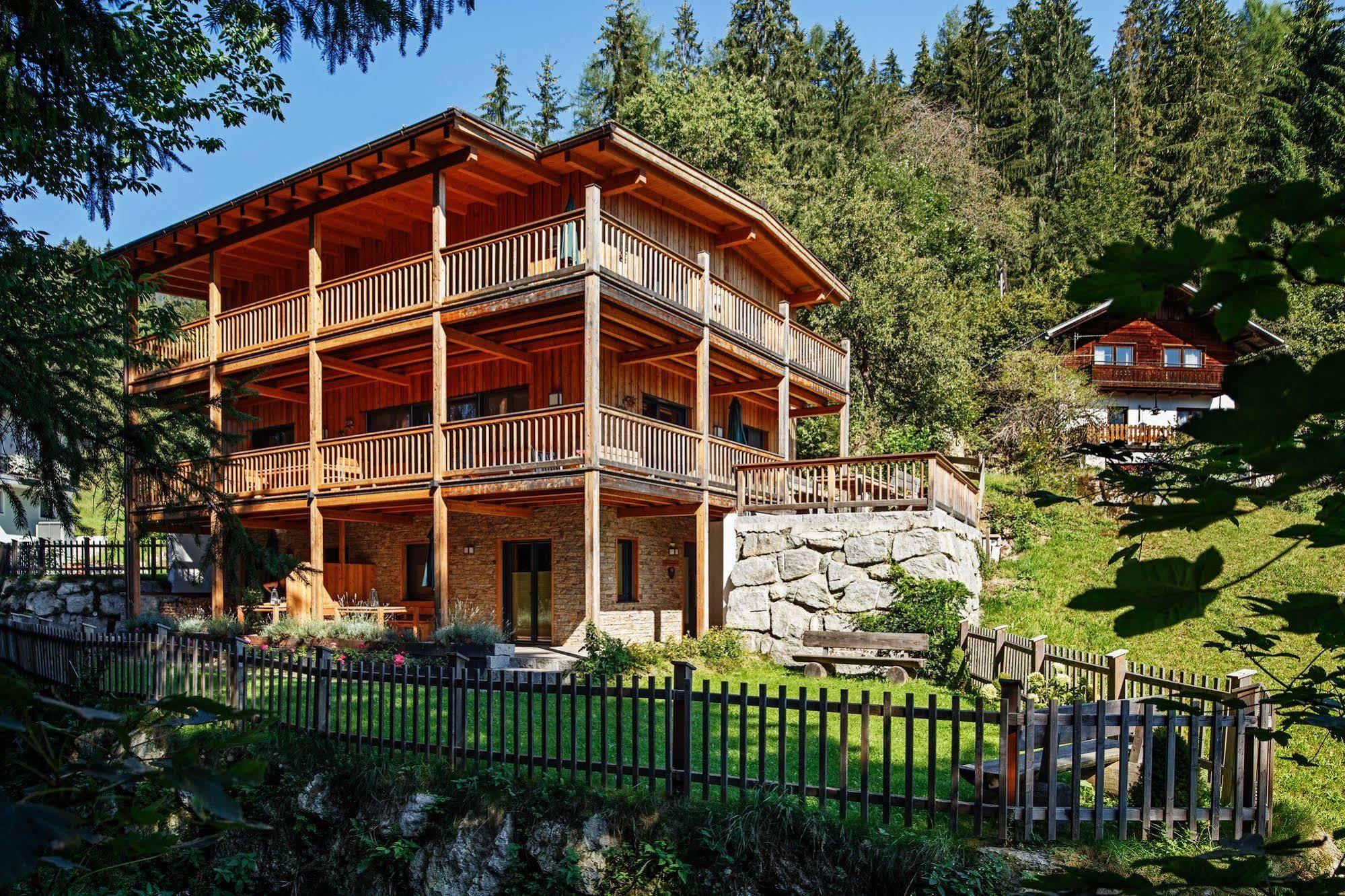 Appartement Waldhaeusl Neukirchen am Grossvenediger Exterior photo